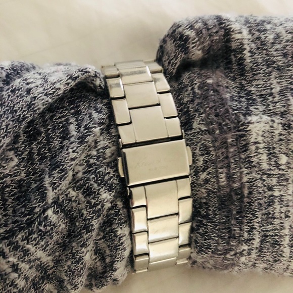 Big dial ,Very cute  Keneth Kole watch , Sarowsky insert.(Needs a new battery) - Picture 5 of 5